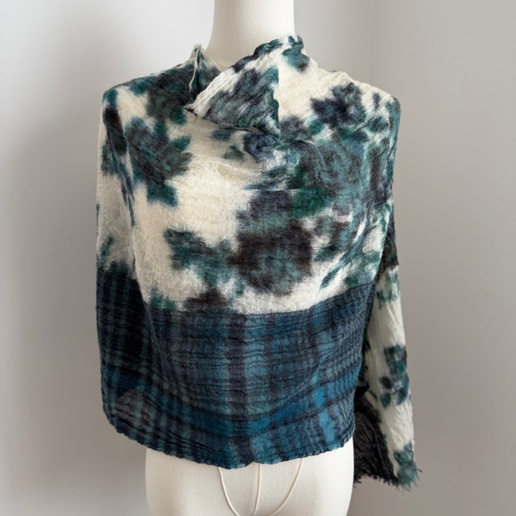 J. Jill 100% Wool Scarf Wrap Watercolor Floral Plaid Mixed Print - Picture 6 of 10